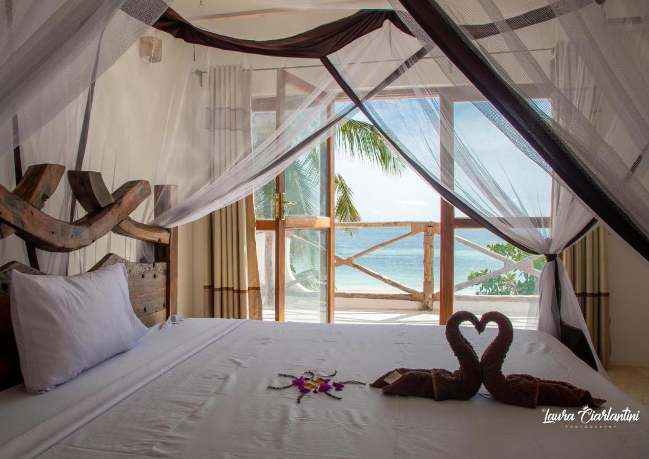 Moonshine Uroa Boutique Hotel Luaran gambar